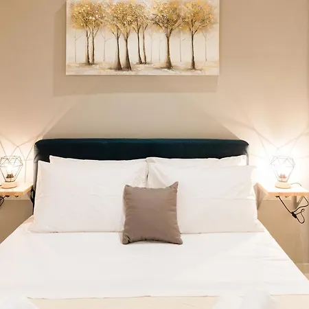 Quattro Favole Suites Apartment *